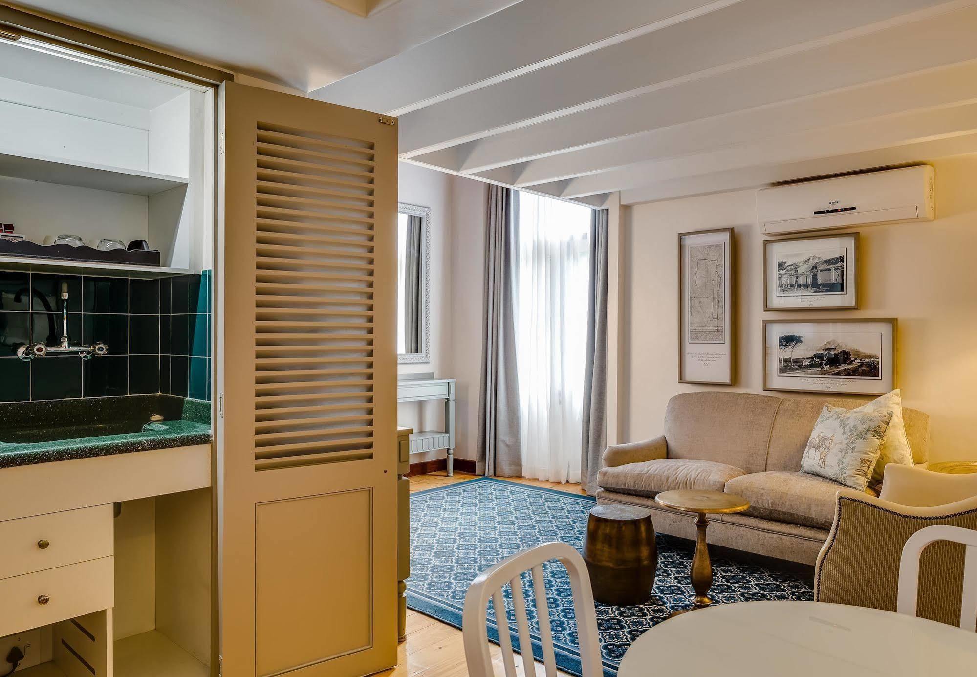 Protea Hotel By Marriott Cape Town Mowbray Bagian luar foto
